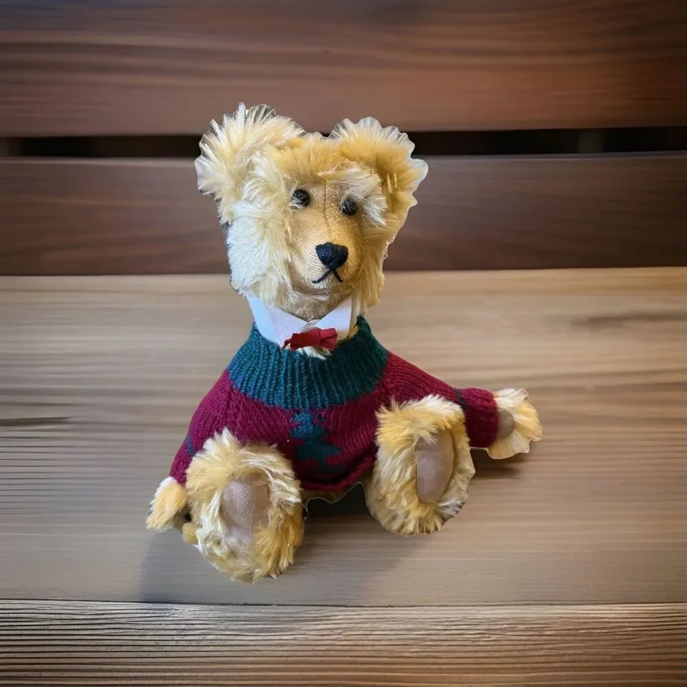 Half Nelson’s  Bear 15” Jointed, German Mohair Linda Nelson 1992 Gayly # 15 RARE
